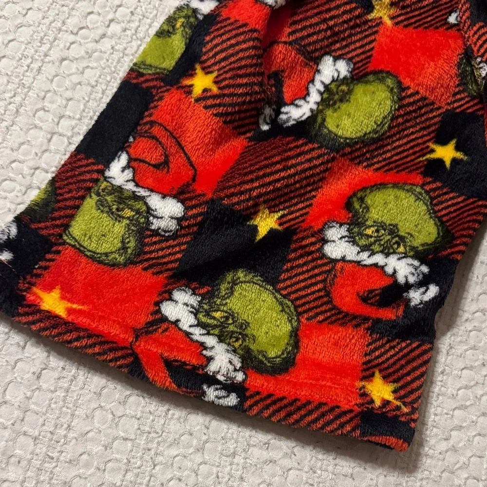 Dr. Seuss Grinchmas Kids Pajama Set - Red and Green